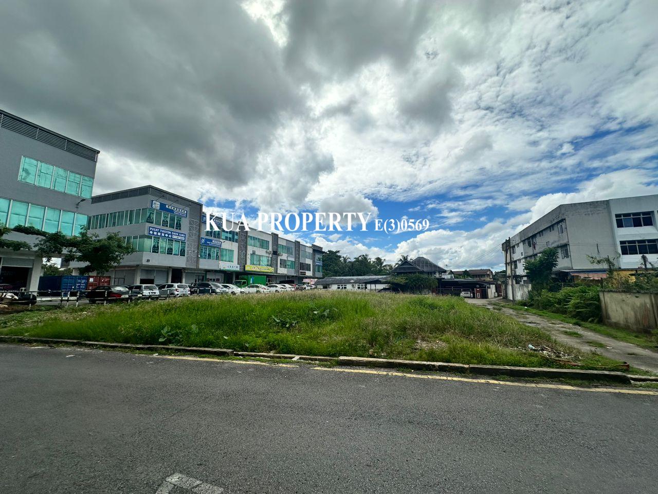 Detached Lot for Sale Located at Green Road, Kuching Kua Property