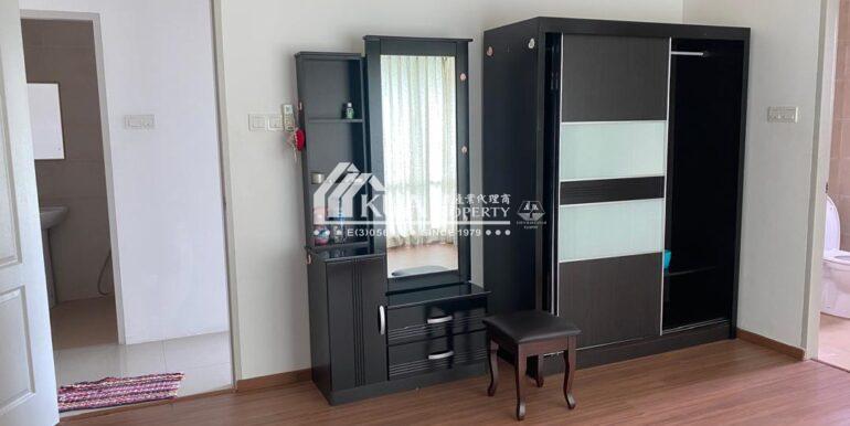 WhatsApp Image 2025-08-18 at 1.48.03 PM