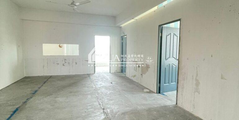 WhatsApp Image 2025-09-06 at 12.14.04 PM