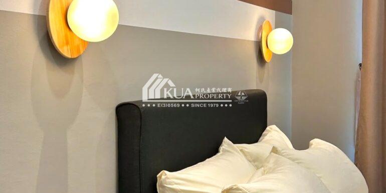 b975e681-fb58-4cc5-af6b-b8b68ab531e5